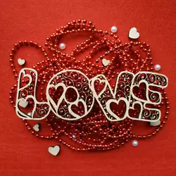 Топпер ажурний з дерева "LOVE" 12*4см Топпер ажурний з дерева "LOVE" 12*4см